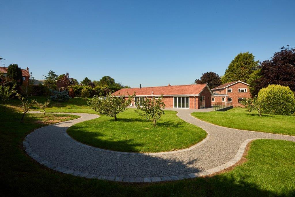Accessible residential setting and landscaped garden approach